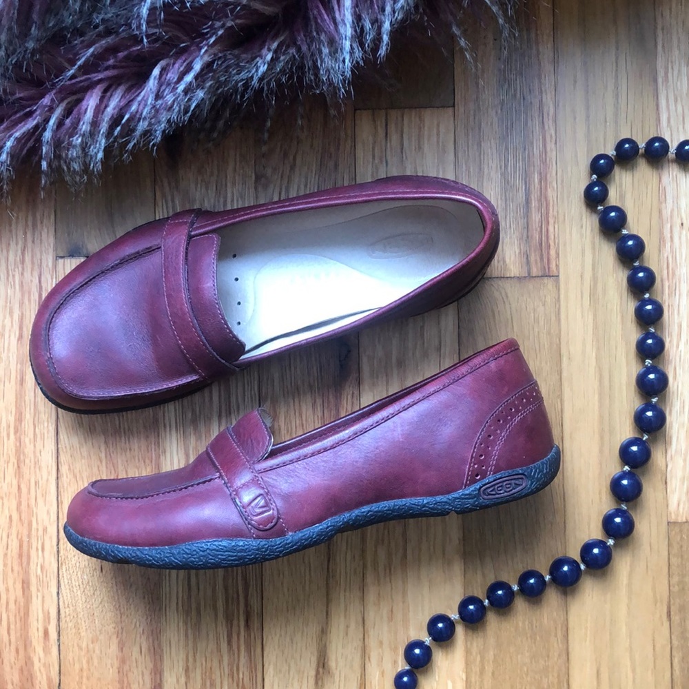 Keen Cush leather loaferRed wine foot shaped comfort 8.5 39 slip on clifton flat